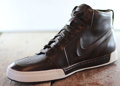 Nike Air Royal "Antique Brown"