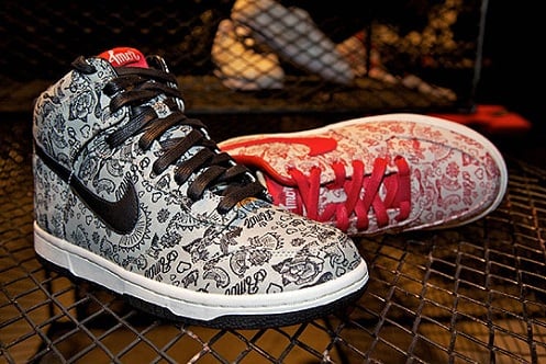 Nike Dunk High & Air Force 1 Low - Valentine's Day 2011