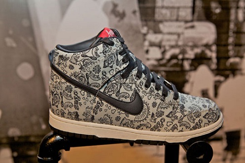 Nike Dunk High & Air Force 1 Low - Valentine's Day 2011