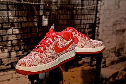 Nike Dunk High & Air Force 1 Low - Valentine's Day 2011