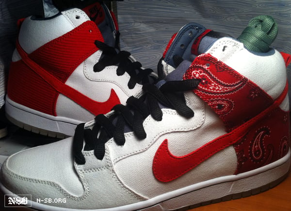 nike sb dunk high cheech and chong