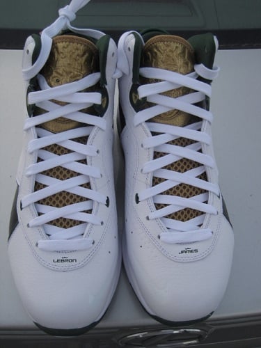 Nike Air Max Lebron 8 - SVSM "Home" & "Away" PE