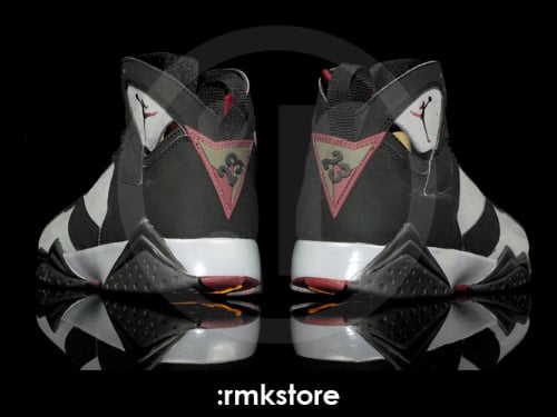Air-Jordan-Retro-VII-(7)-'Bordeaux'-New-Images-04