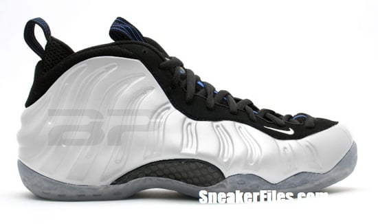 nike air foamposite black and white