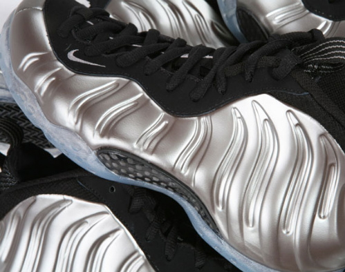 Release Reminder: Nike Air Foamposite One ‘Pewter’