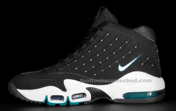 Nike-Air-Griffey-Max-II-(2)-'Freshwater'-New-Images-04