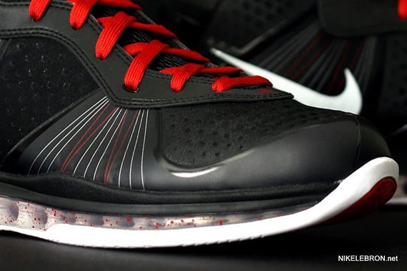 Nike-LeBron-8-V2-'Portland'-New-Images-01