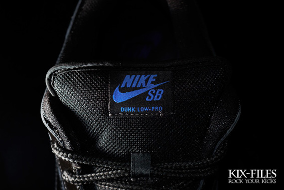 Nike-SB-Dunk-Low-'Space-Jam'-New-Images-01