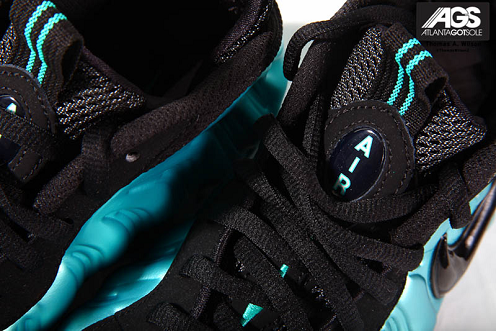 Nike Air Foamposite Pro "Retro Blue" - More Images