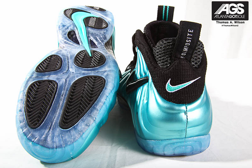 Nike Air Foamposite Pro "Retro Blue" - More Images