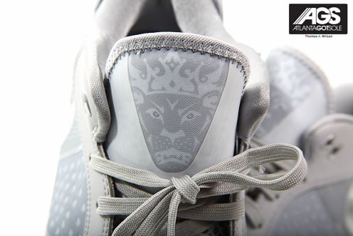 Nike LeBron 8 V2 Low "Wolf Grey" - New Images