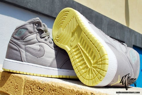 Women's Air Jordan Retro I (1) - Medium Grey/Lemon Frost-White