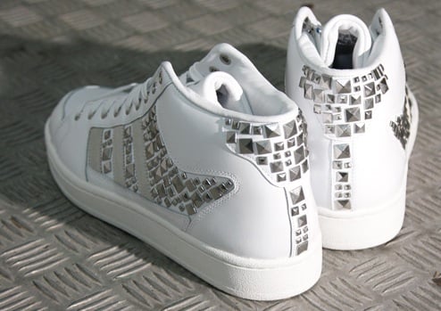 adidas Originals Superskate Mid "Stud" - White/White
