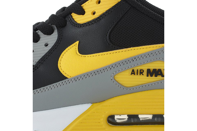 airmax 90 black and yellow