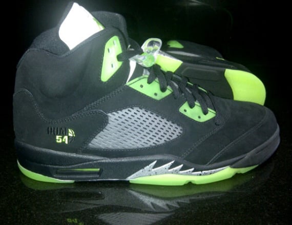 Air-Jordan-V-(5)-Quai-54-Black -Green