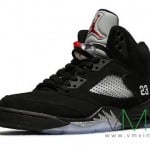 Air-Jordan-V-(5)-Retro-Black-Metallic-Silver-More-Image-3