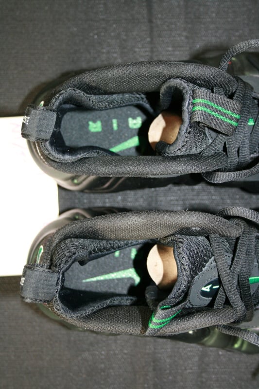 dark pine foamposites