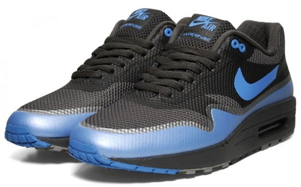 nike-air-max-1-hyperfuse-blackvarsity-royal-available-2