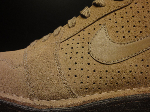 Nike Air Royal Mid SO TZ