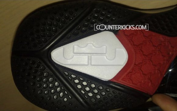 Nike LeBron 9 Teaser Nike LeBron 9 Teaser
