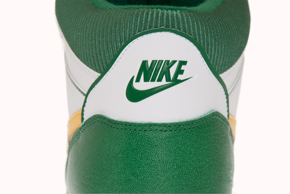 Nike Sky Force 88 Mid White Yellow-Pine Green