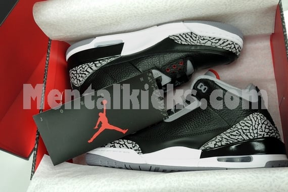 Air-Jordan-III-(3)-Retro-Black-Cement-More-Images-10