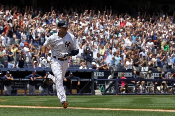 derek-jeter-hits-3000-with-the-jordan-jeter-cut-se-1