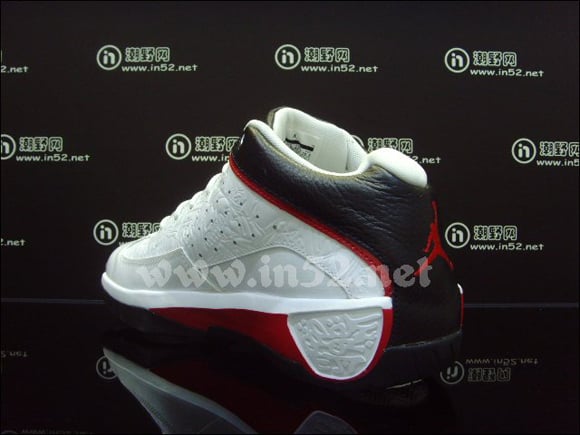 Jordan 2 Smooth White Black–Red
