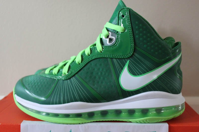 Nike-Air-Max-LeBron-8-V/2-Victory-Green/White-Electric-Green-Sample-02