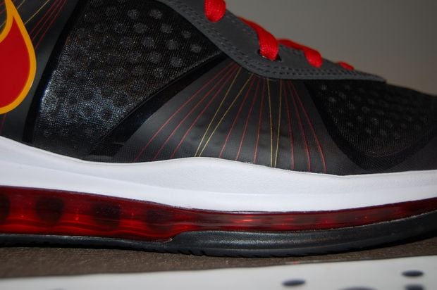 nike-lebron-8-v2-miami-heat-pe-away-5