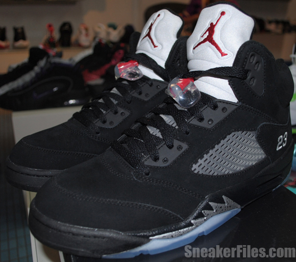 jordan 5 black metallic silver