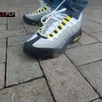 nike-air-max-95-cool-grayneut-black-varsity-maize-more-images-2