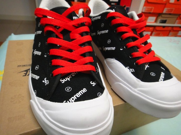 supreme-x-fragment-design-x-nike-all-court-canvas-low-blackwhite-red-new-images-2