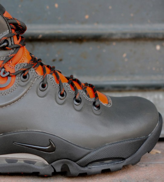 Nike ACG Premium Boot - Midnight Fog/Dark Copper - New Images