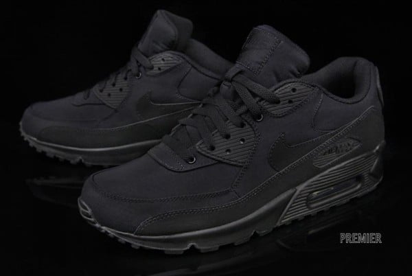Nike Air Max 90 "Black Ripstop" - Now Available