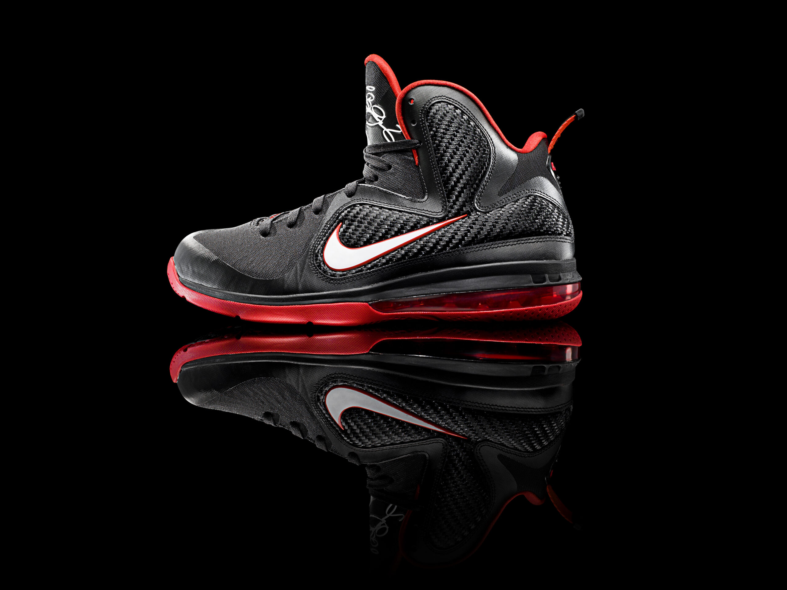 Nike LeBron 9 – Officially Unveiled