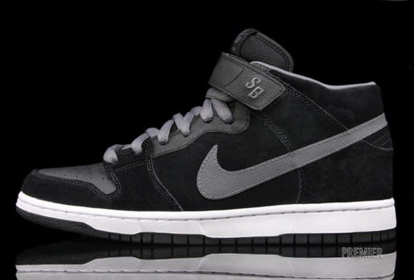 Nike SB Dunk Mid Pro "Griptape" - Now Available