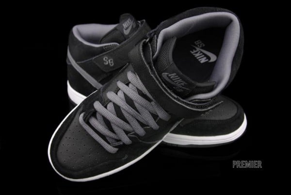 Nike SB Dunk Mid Pro "Griptape" - Now Available