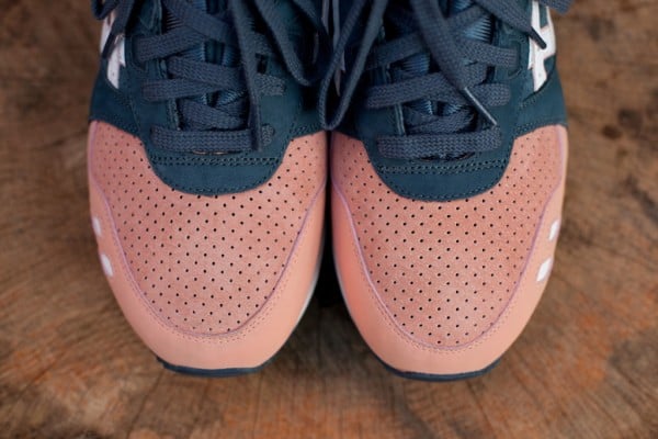Ronnie Fieg x asics Gel Lyte III "Salmon Toe" - Now Available