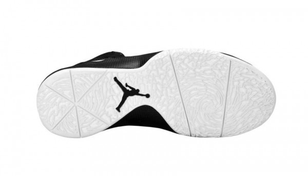 air-jordan-2011-a-flight-whiteblack-available-2