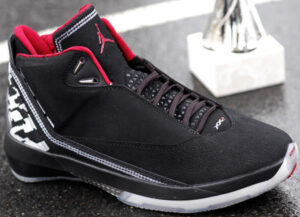 Air Jordan XX2 Black-Red New Pictures