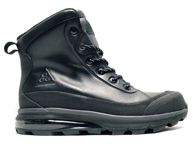 nike acg conquer boots