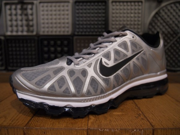 Nike Air Max 2011 - Holiday 2011