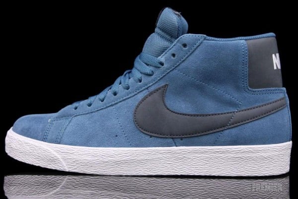 Nike SB Blazer Rift Blue - Now Available