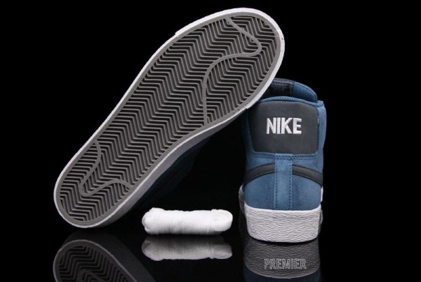 Nike SB Blazer Rift Blue - Now Available