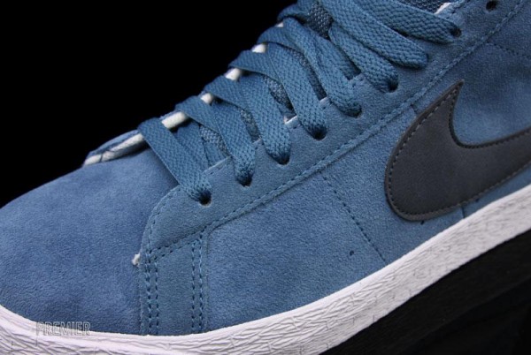 Nike SB Blazer Rift Blue - Now Available