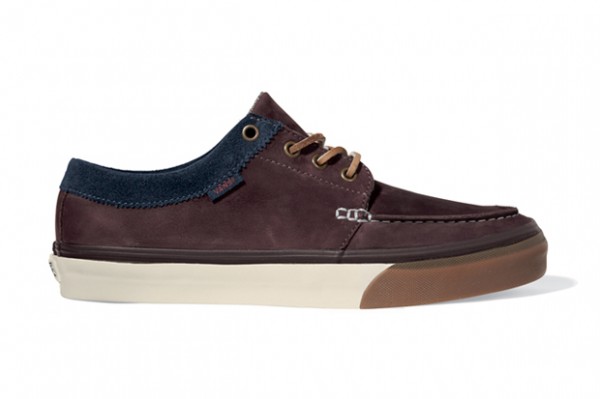 Vans CA 106 Moc - Holiday 2011
