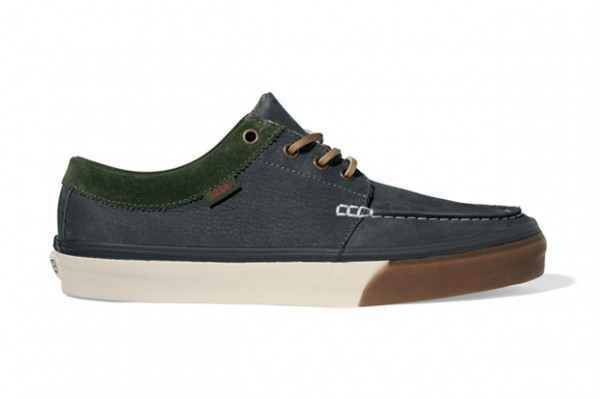 Vans CA 106 Moc - Holiday 2011