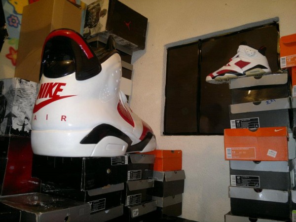 air-jordan-6-carmine-fiber-glass-sculpture-6