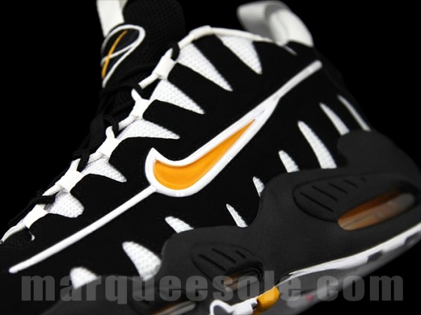 nike-air-max-nm-black-white-maize-4